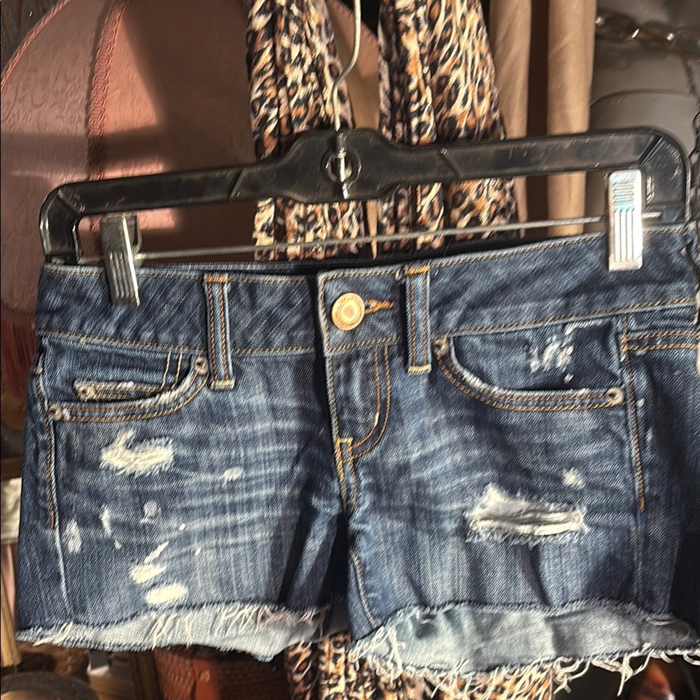 American Eagle Distressed Denim Women’s Shorts - Blue